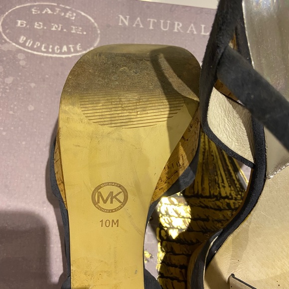 Michael Koranyi Platform Pump /Heel - Picture 4 of 5